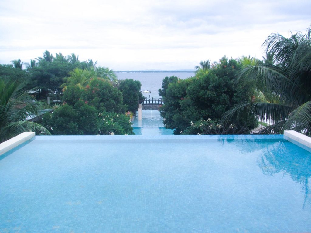 Crimson Resort Cebu review